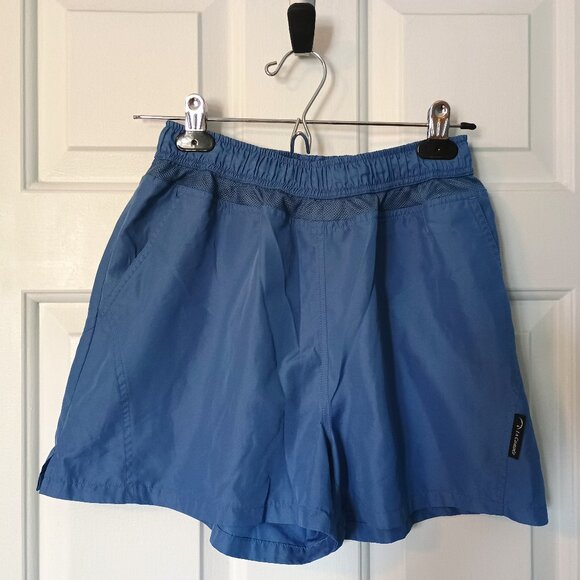 La Cordée Women Shorts, size Medium, colour Blue - Picture 1 of 5